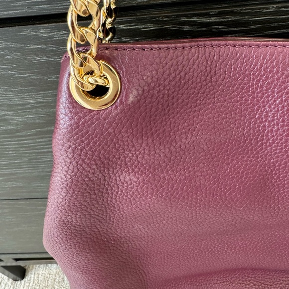 Michael Kors Maroon Jet Set Shoulder Bag - Picture 6 of 10